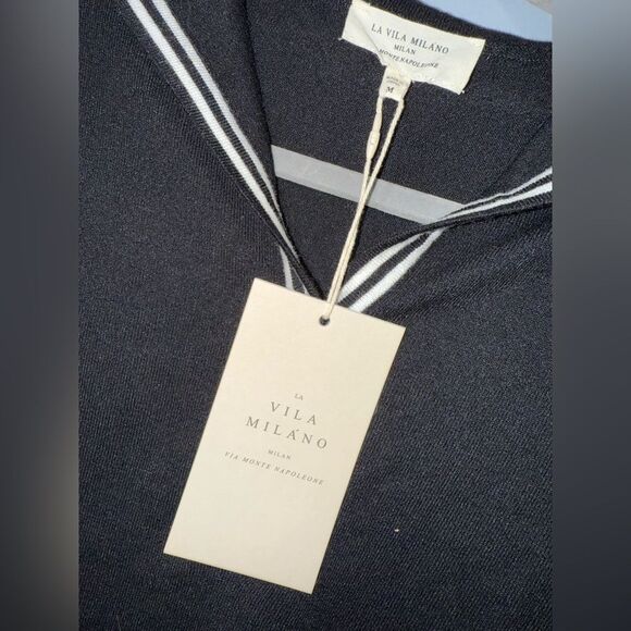 La Vila Milano Black & White Nautical Style Gold Button Top Size Medium NWT - Picture 4 of 8